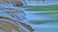 Wasserfallkaskaden im Regenwald - Agua Azul, Chiapas